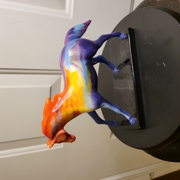 Porcelain Trail of Painted Ponies "Renewal of Life" Retired - Picture 4 of 9